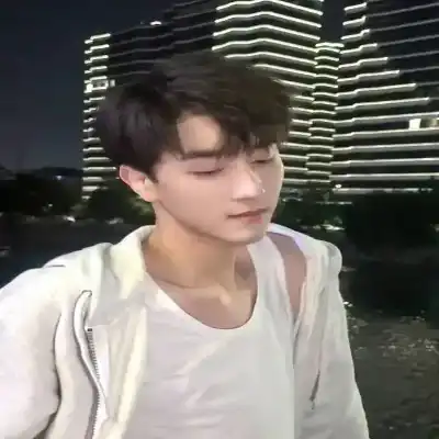 赖薇江