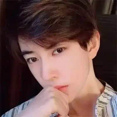 吴伟华